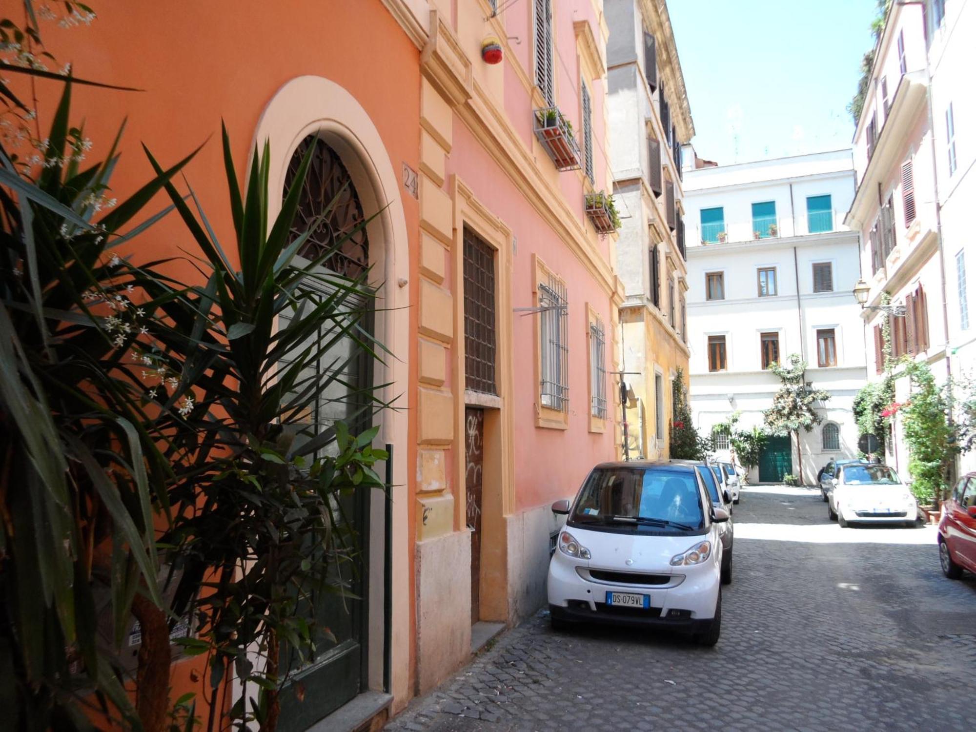 Vaticano Ohana Suite Trastevere Rome Bagian luar foto